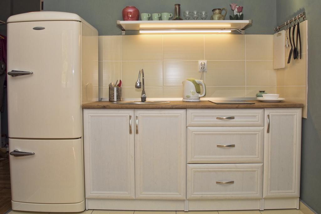 ! Promo! Central Evergreen Studio - Free Public Parking-Fast Wi-Fi Novi Sad Exterior foto