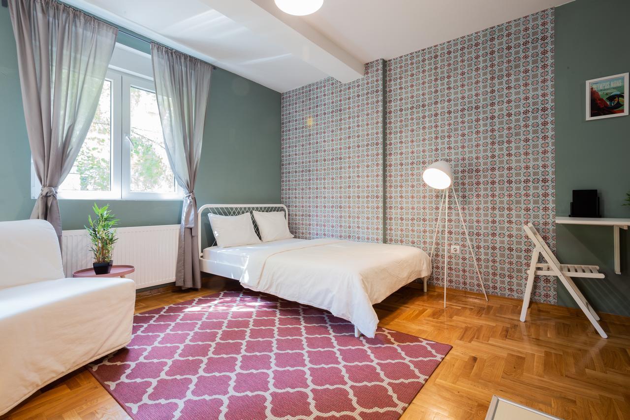 ! Promo! Central Evergreen Studio - Free Public Parking-Fast Wi-Fi Novi Sad Exterior foto